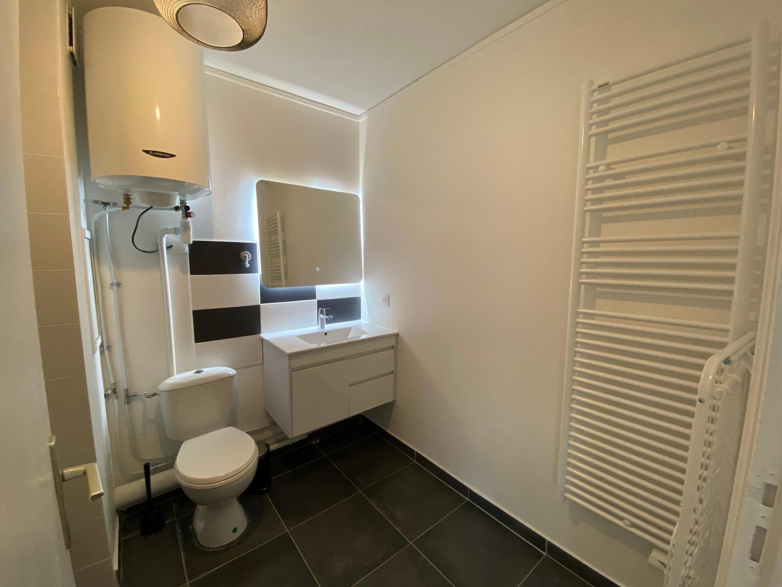 GES01759001-493
