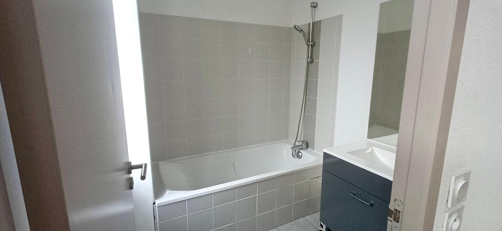 GES03659002-493